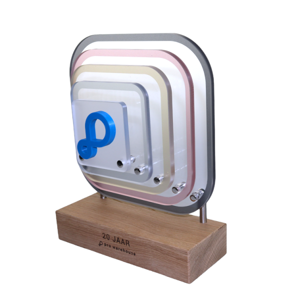 Pro Warehouse Award op maat plexiglas