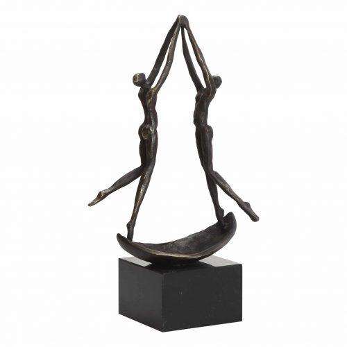 Sculptuur-574SB-Een-bevlogen-team-500x500-1