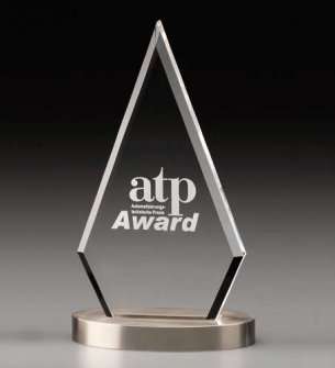 Acrylaat Metalen Pyramid Award